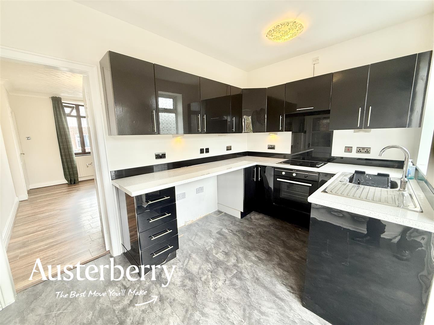 2 bed property in Oak Place, Stoke-On-Trent
